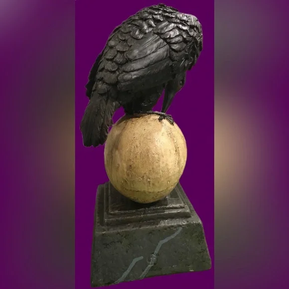 2005 Vintage Edgar Allen Poe “NEVERMORE” Raven & Skull Gothic Sculpture.